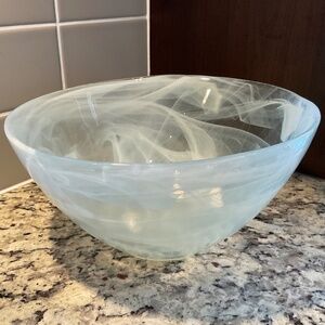Art Glass Swirl Pattern Bowl 8.5”